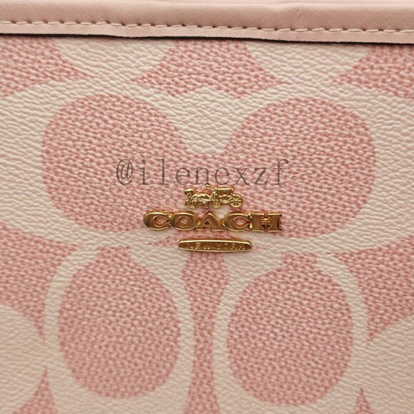 Coach City Tote Bag In Signature Canvas in powder pink color - Picture 2 of 9